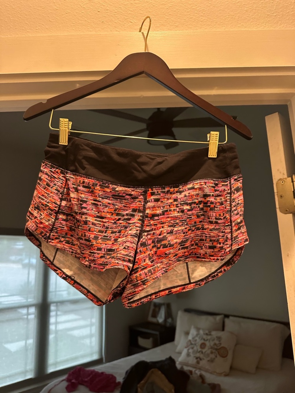 lululemon athletica Multicolor Patterned Athletic Shorts with Black Waistband